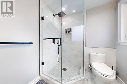 23 Crawford Drive, Ajax, ON - Indoor Photo Showing Bathroom