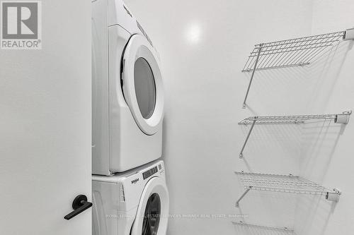 112 - 220 Missinnihe Way, Mississauga, ON - Indoor Photo Showing Laundry Room