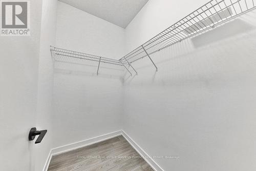 112 - 220 Missinnihe Way, Mississauga, ON - Indoor With Storage