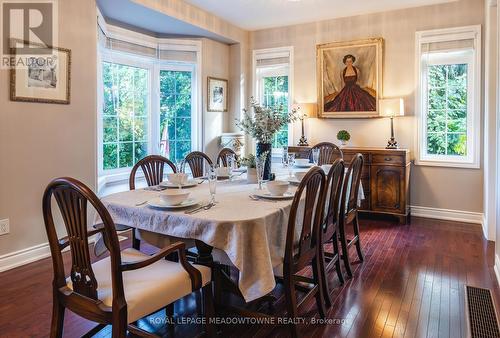 29 Premium Way, Mississauga, ON - Indoor Photo Showing Dining Room