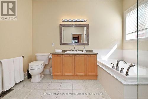 84 Long Stan, Whitchurch-Stouffville, ON - Indoor Photo Showing Bathroom