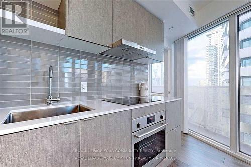 2407 - 100 Harbour Street, Toronto, ON - Indoor Photo Showing Kitchen