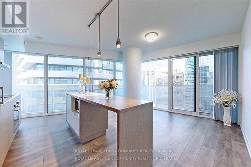 2407 - 100 Harbour Street, Toronto, ON - Indoor Photo Showing Kitchen