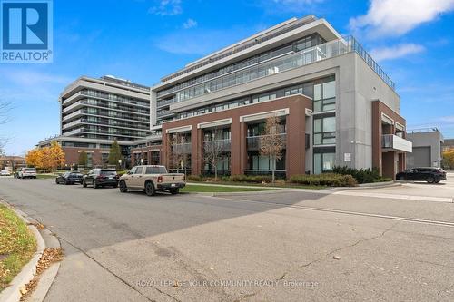 1001 - 4800 Highway 7, Vaughan, ON - Outdoor