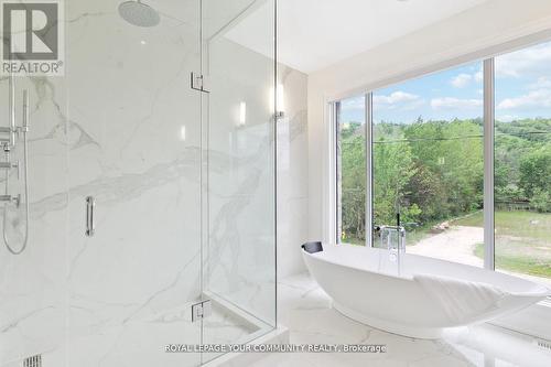 125 Craigmore Crescent, Blue Mountains, ON - Indoor Photo Showing Bathroom