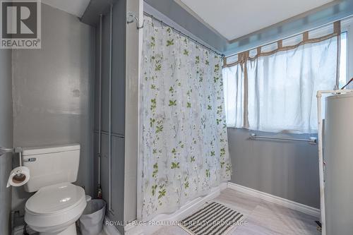 10-12 Manitou Crescent E, Loyalist (Amherstview), ON - Indoor Photo Showing Bathroom