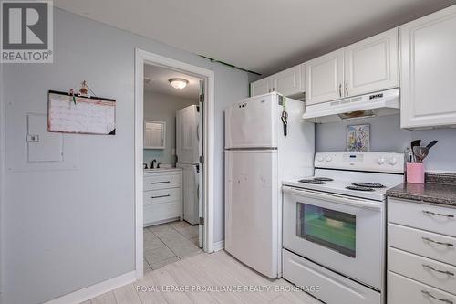 10-12 Manitou Crescent E, Loyalist (Amherstview), ON - Indoor Photo Showing Kitchen