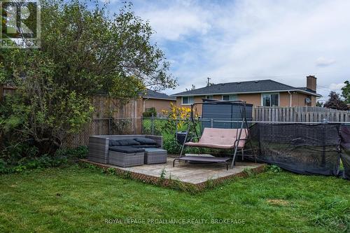 10-12 Manitou Crescent E, Loyalist (Amherstview), ON - Outdoor