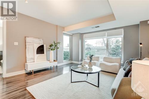 131 Holland Avenue Unit#210, Ottawa, ON - Indoor Photo Showing Living Room