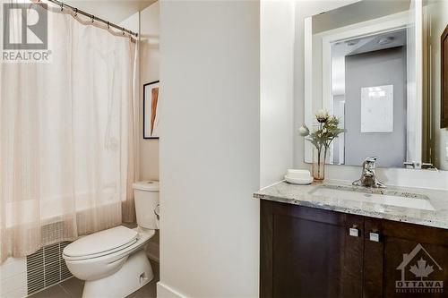 131 Holland Avenue Unit#210, Ottawa, ON - Indoor Photo Showing Bathroom