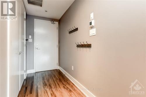 210 - 131 Holland Avenue, Ottawa, ON - Indoor Photo Showing Other Room