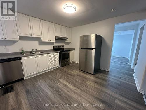 945 Yonge Street, Barrie, ON - Indoor Photo Showing Kitchen With Double Sink