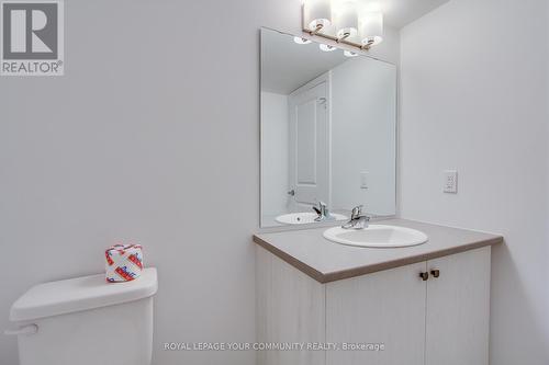 2 - 23 Hay Lane, Barrie, ON - Indoor Photo Showing Bathroom