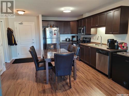 6303 112 Willis Crescent, Saskatoon, SK - Indoor Photo Showing Kitchen With Double Sink