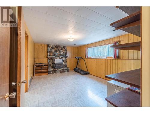 1009 Desmond Street, Kamloops, BC - Indoor With Fireplace