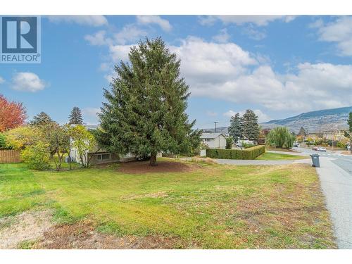 1009 Desmond Street, Kamloops, BC - Outdoor With View