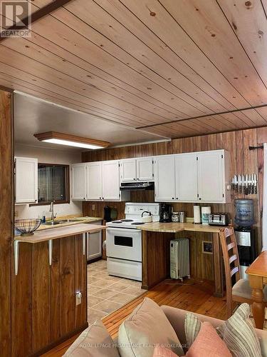 1300 Grants Creek Road, Tay Valley (904 - Bathurst/Burgess & Sherbrooke (North Burgess) Twp), ON - Indoor Photo Showing Kitchen With Double Sink