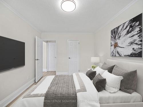 306-5949 Yonge St, Toronto, ON - Indoor Photo Showing Bedroom