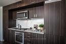 2109-18 Erskine Ave, Toronto, ON  - Indoor Photo Showing Kitchen With Double Sink With Upgraded Kitchen 