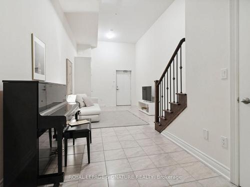 2138 Bayview Ave, Toronto, ON - Indoor Photo Showing Other Room