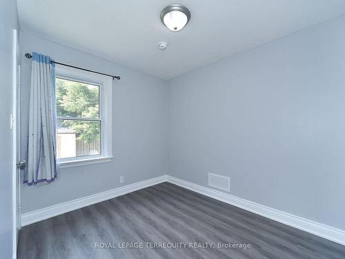 Main-270 Wilson Rd S, Oshawa, ON - Indoor Photo Showing Other Room