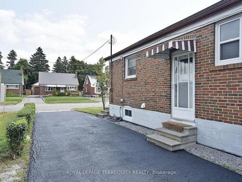 Main-270 Wilson Rd S, Oshawa, ON - Outdoor