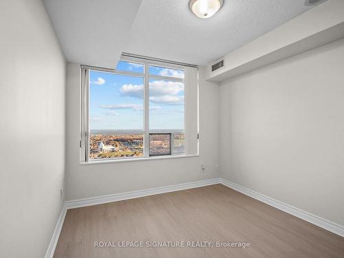 2012-3880 Duke Of York Blvd, Mississauga, ON - Indoor Photo Showing Other Room