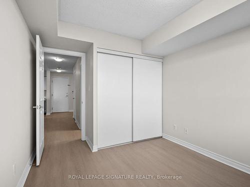 2012-3880 Duke Of York Blvd, Mississauga, ON - Indoor Photo Showing Other Room