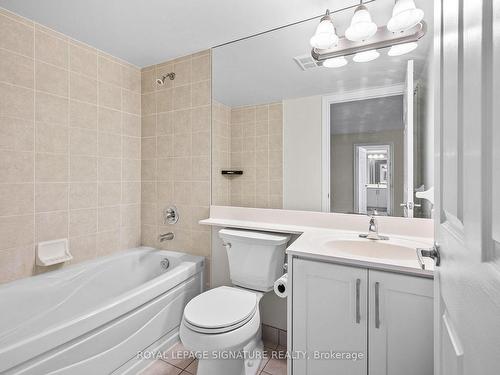 2012-3880 Duke Of York Blvd, Mississauga, ON - Indoor Photo Showing Bathroom