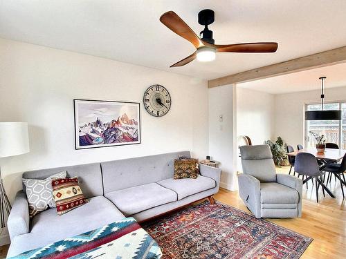 Salon - 1440 Rue Perreault E., Rouyn-Noranda, QC - Indoor Photo Showing Living Room