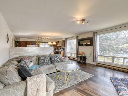 Salon - 120  - 122 Rue Du Rapide, Mont-Tremblant, QC - Indoor Photo Showing Living Room