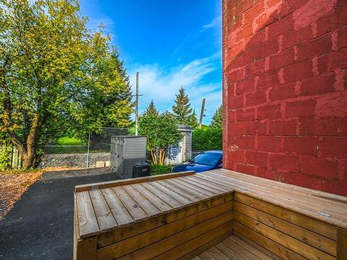 Terrasse - 26 Rue Grégoire, Saint-Jean-Sur-Richelieu, QC 