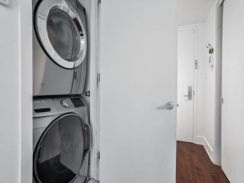 Laundry room - 302-801 Rue De La Commune E., Montréal (Ville-Marie), QC - Indoor Photo Showing Laundry Room