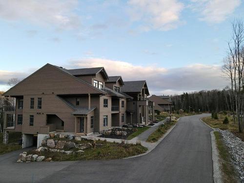 Frontage - 202-2000 Allée Du Val-De-Bagnes, Mont-Tremblant, QC - Outdoor With Facade