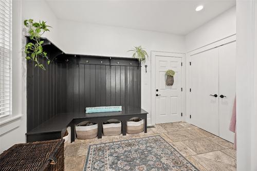 110-515 Wren Place, Kelowna, BC - Indoor Photo Showing Other Room