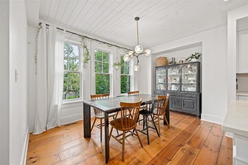 110-515 Wren Place, Kelowna, BC - Indoor Photo Showing Dining Room