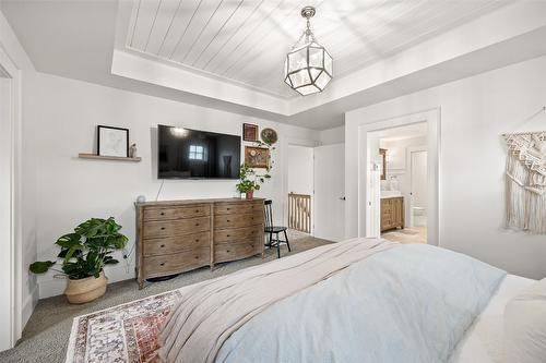 110-515 Wren Place, Kelowna, BC - Indoor Photo Showing Bedroom