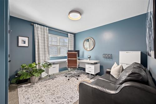 110-515 Wren Place, Kelowna, BC - Indoor