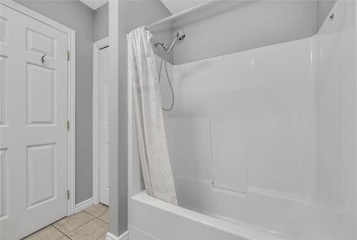 301-3767 Brown Road, West Kelowna, BC - Indoor Photo Showing Bathroom