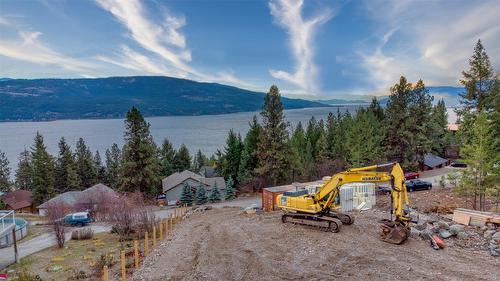 627 Mountain Drive, Vernon, BC - Outdoor With Body Of Water With View