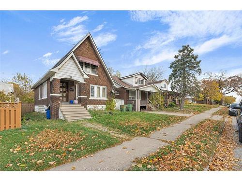 916 Felix Avenue, Windsor, ON 