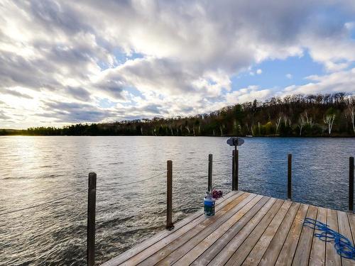 Bord de l'eau - 56 Ch. Du Canari, Val-Des-Monts, QC - Outdoor With Body Of Water With View