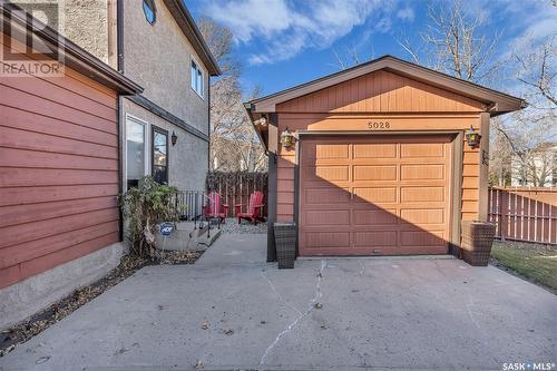 5028 Newport Road, Regina, SK - Outdoor With Exterior