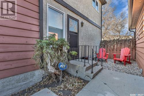 5028 Newport Road, Regina, SK - Outdoor With Exterior