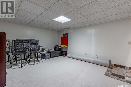 5028 Newport Road, Regina, SK - Indoor