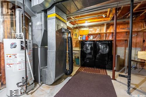 5028 Newport Road, Regina, SK - Indoor Photo Showing Basement