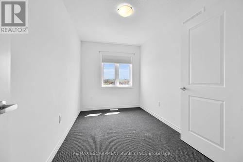 42 - 61 Soho Street, Hamilton, ON - Indoor Photo Showing Other Room