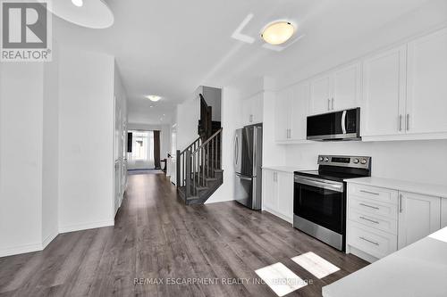 42 - 61 Soho Street, Hamilton, ON - Indoor Photo Showing Kitchen