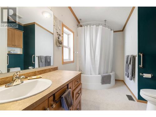 1250 Hillside Avenue Unit# 46, Chase, BC - Indoor Photo Showing Bathroom