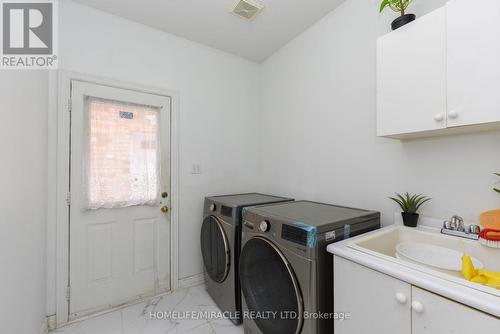 82 Via Romano Way, Brampton, ON - Indoor Photo Showing Laundry Room